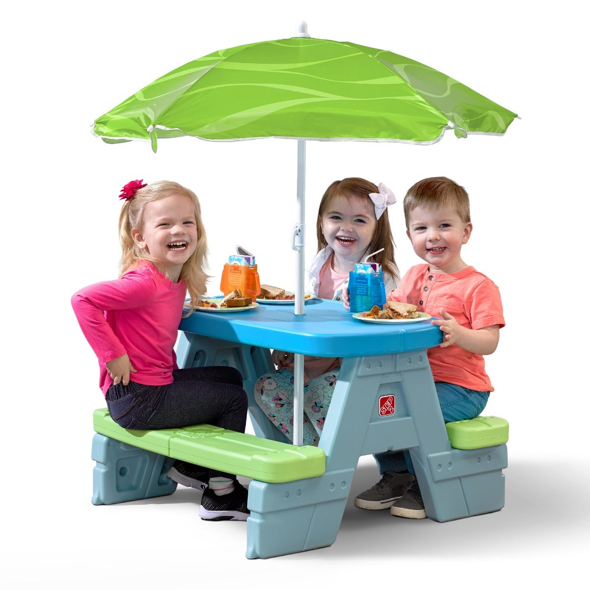 Outdoor Sun & Shade Picnic Table With Umbrella