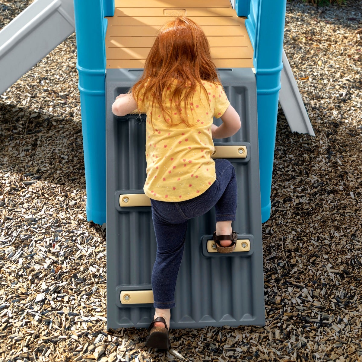 Outdoor Scout & Slide Climber