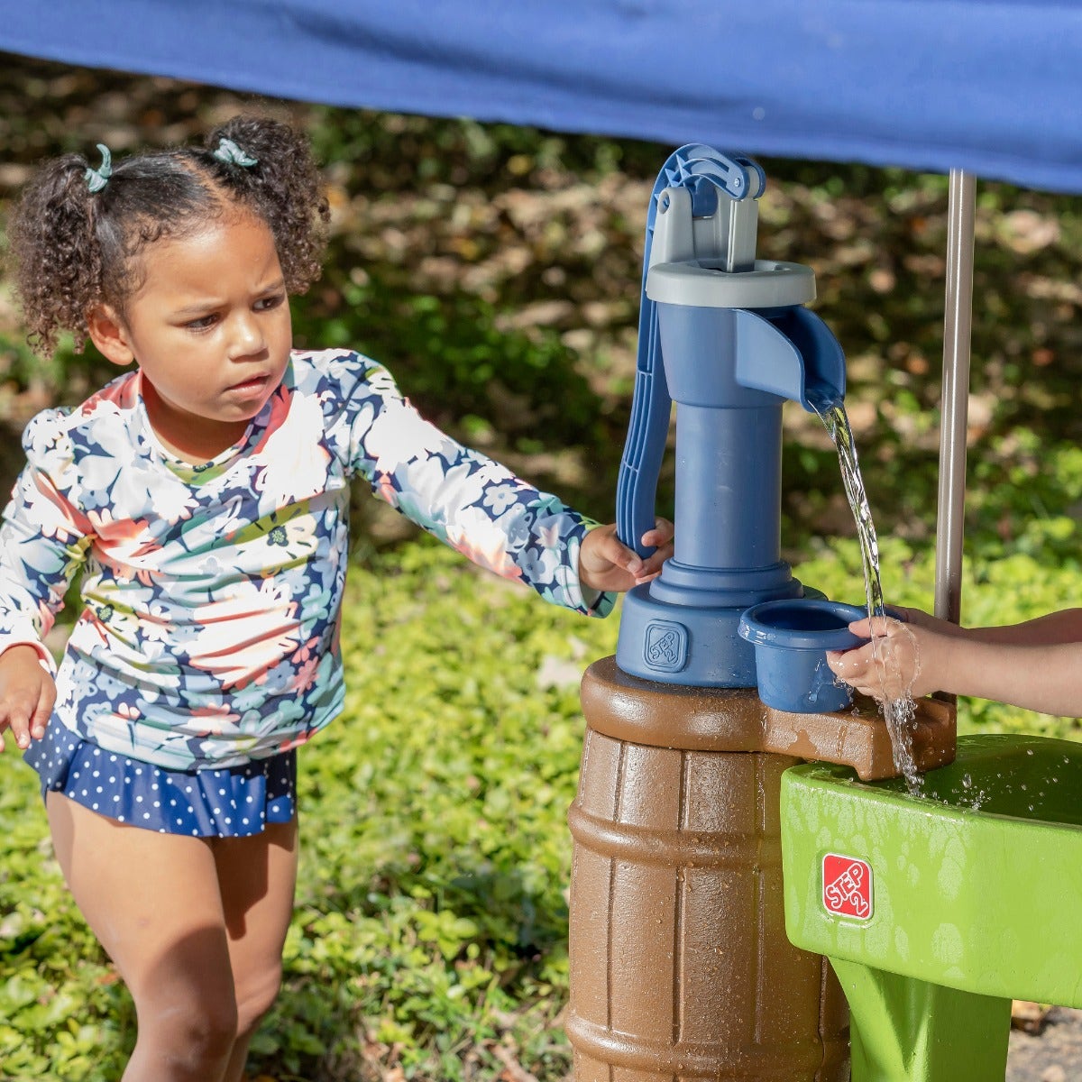Outdoor Pump & Splash Shady Oasis