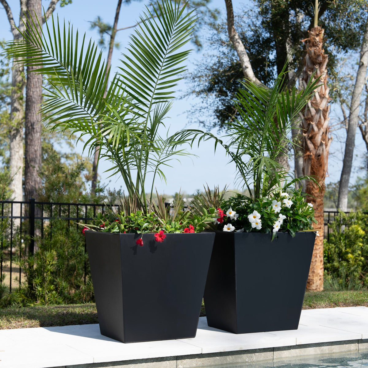 Outdoor Tremont Planter 20x24 2 Pack