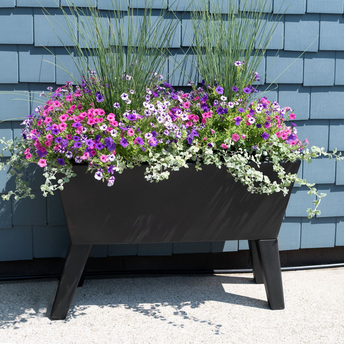 Outdoor Tremont Raised Planter