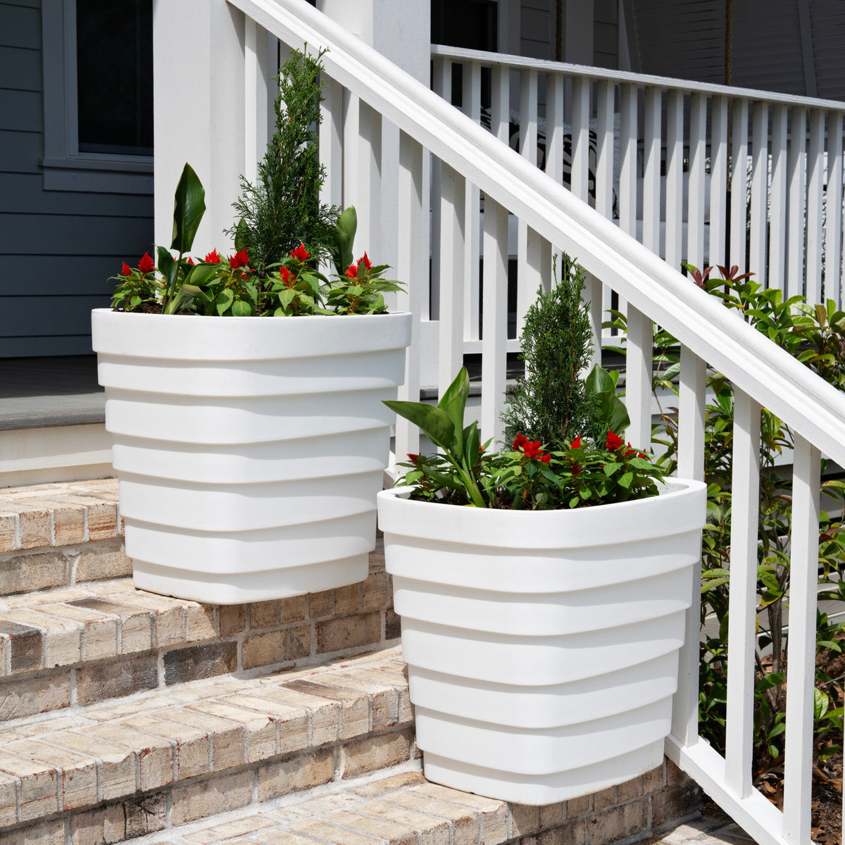 Outdoor Wave Planter 20X24 2 Pack