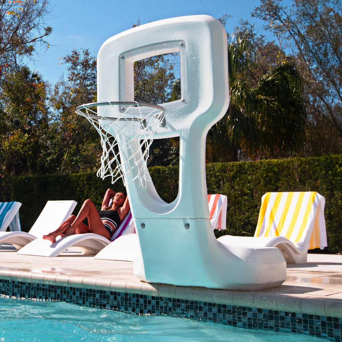 Outdoor Vero Pool Basketball Hoop