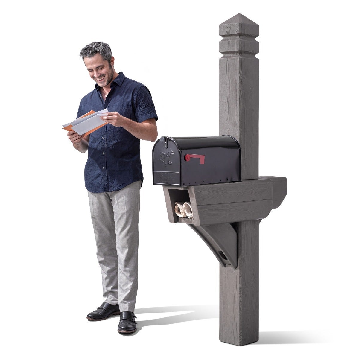 Outdoor Highland Mail Post Dark Cedar