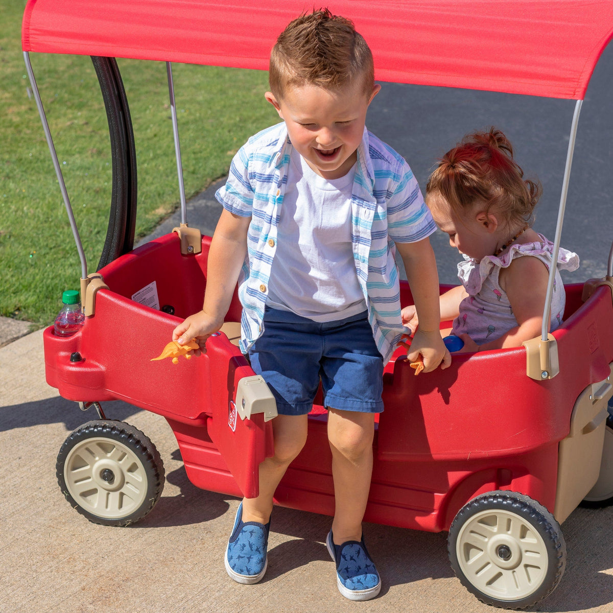 Outdoor All Around Canopy Wagon